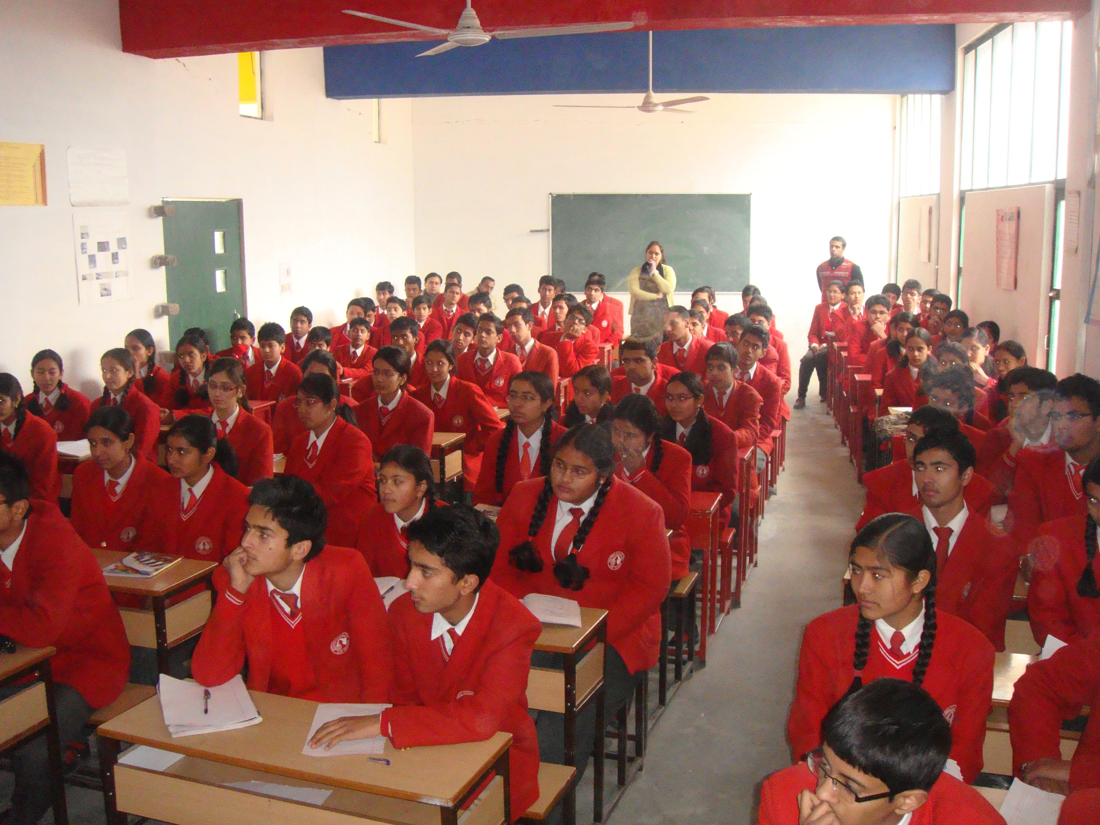 First Seminar conducted by Don't Give Up at La Montessori School , Kullu , India ...3648 x 2736